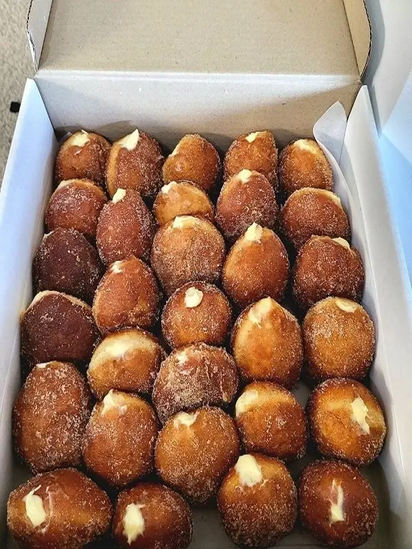 Italian-Style Doughnuts